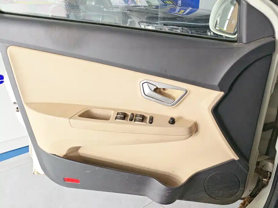 Chery Fengyun 2 — миниатюра 7