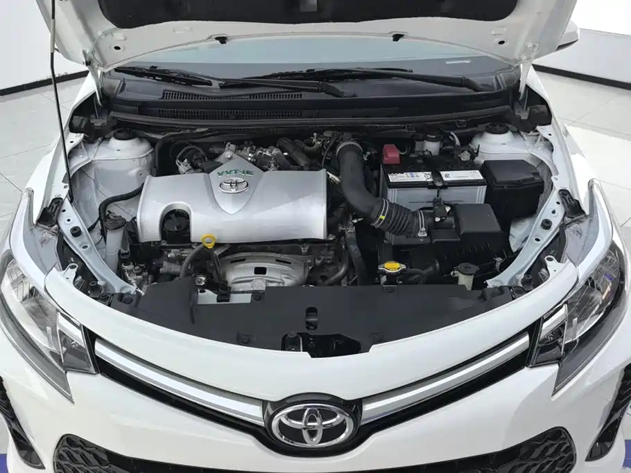 Toyota Vios FS — миниатюра 10