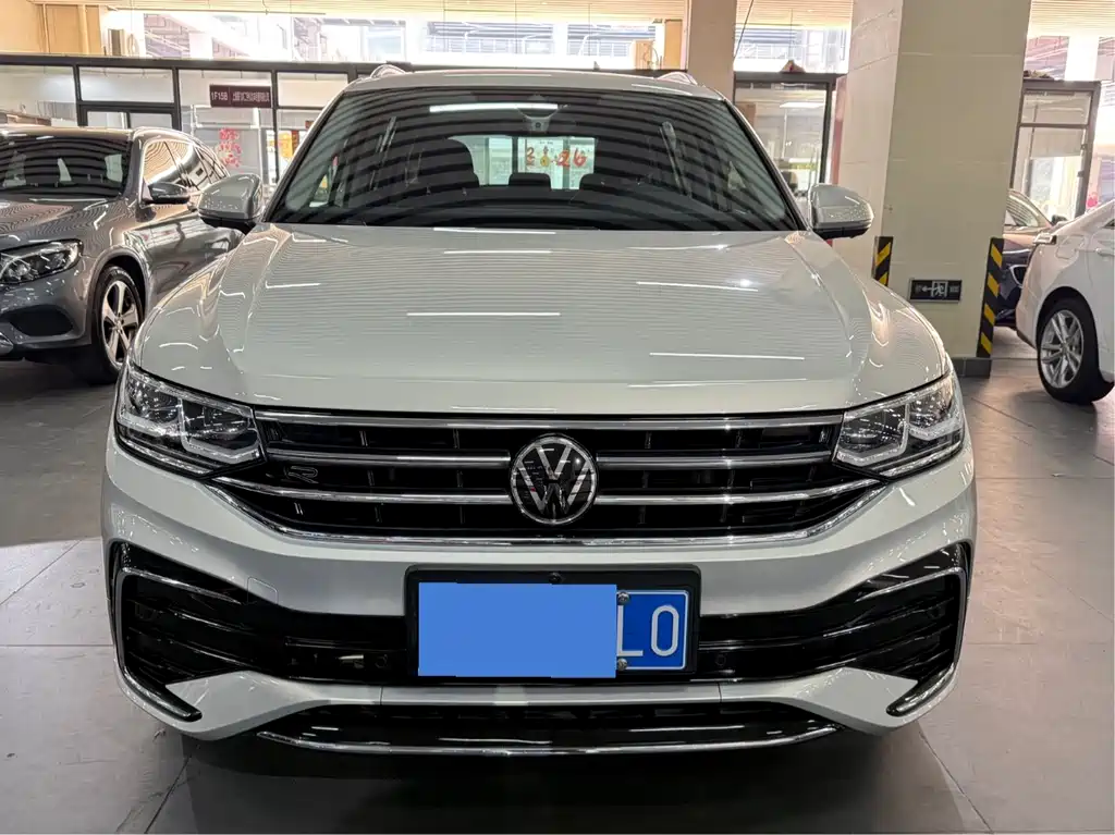 Volkswagen Tiguan L 2023