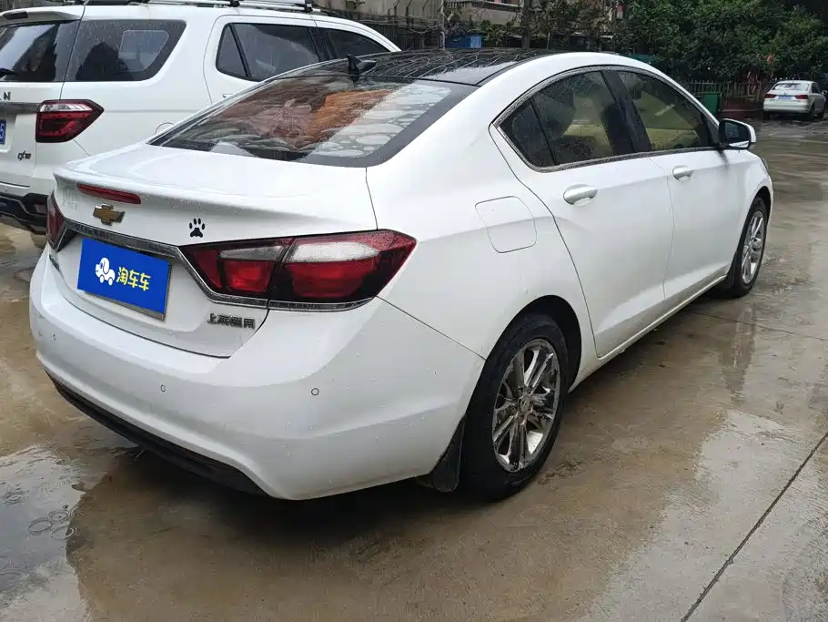 Chevrolet Cruze — миниатюра 3