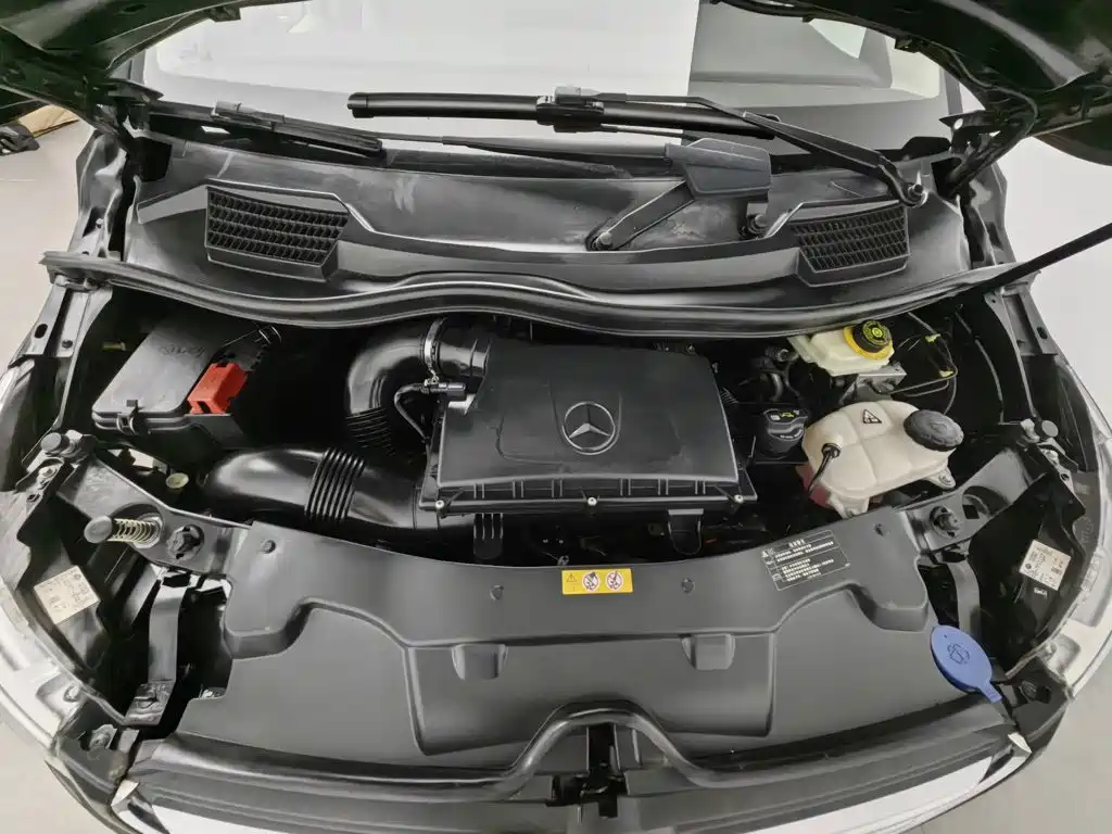 Mercedes-Benz V-Class — миниатюра 6