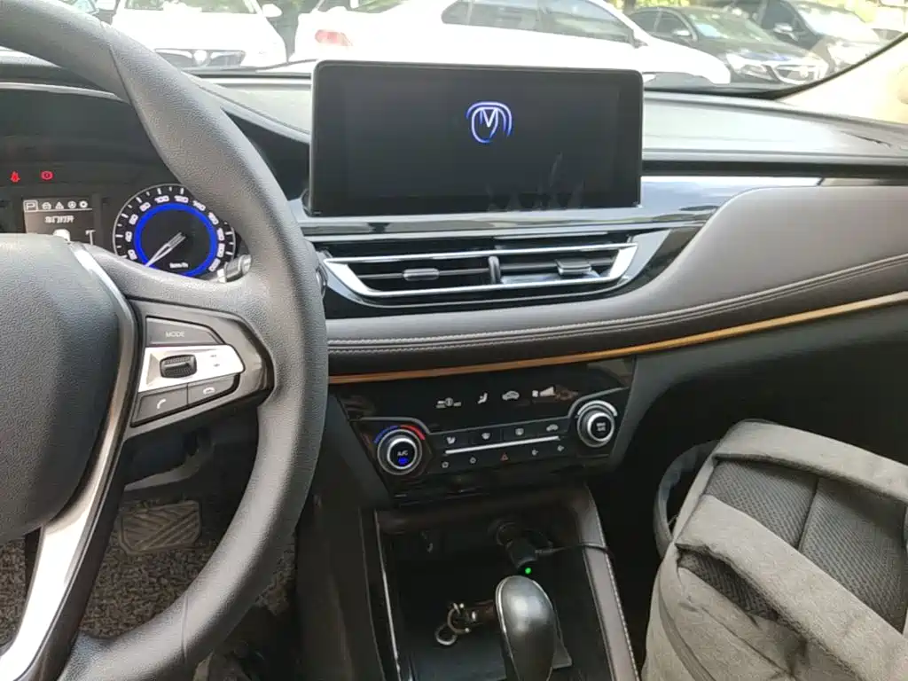 Changan Eado DT — миниатюра 9