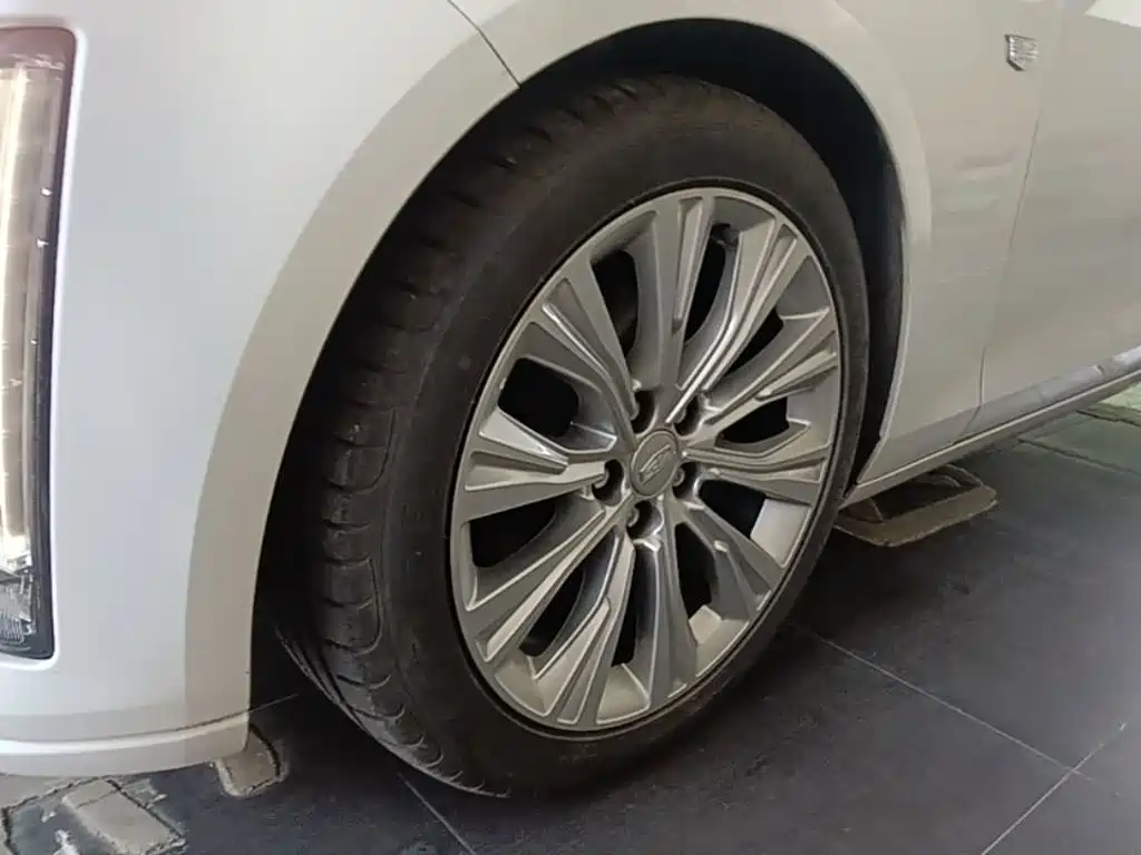 Cadillac CT6 — миниатюра 23