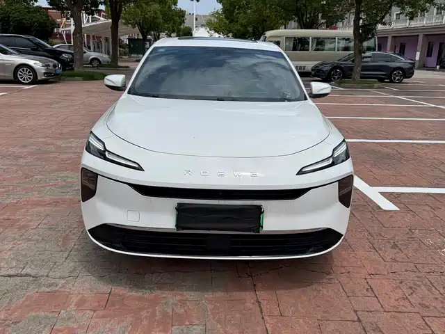 2025 Roewe D6