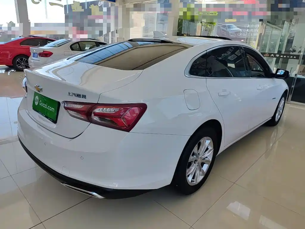 Chevrolet Malibu XL — миниатюра 7