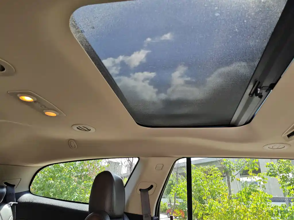 Buick Enclave — миниатюра 24