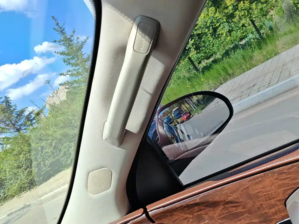 Buick Enclave — миниатюра 38