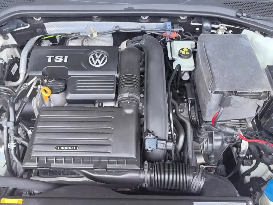 Volkswagen Golf — миниатюра 10