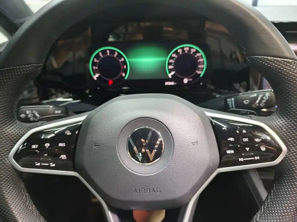 Volkswagen Golf — миниатюра 5