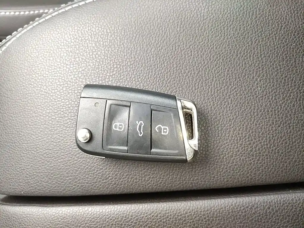 Volkswagen Teramont — миниатюра 9