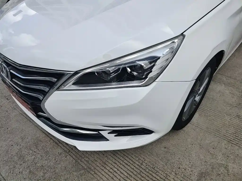 Changan Eado DT — миниатюра 18