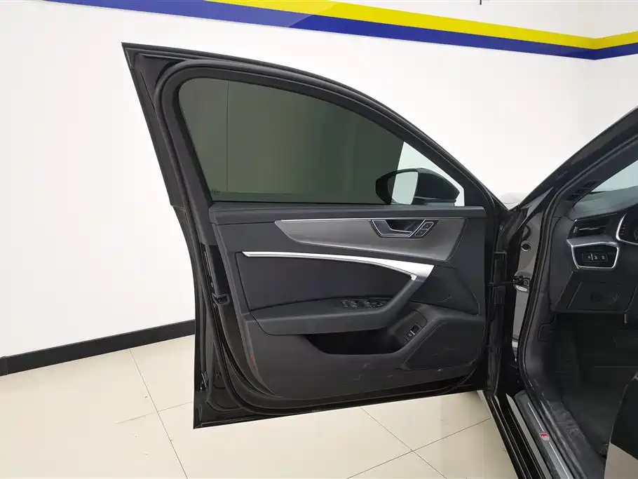 Audi A6L 2024 45 TFSI