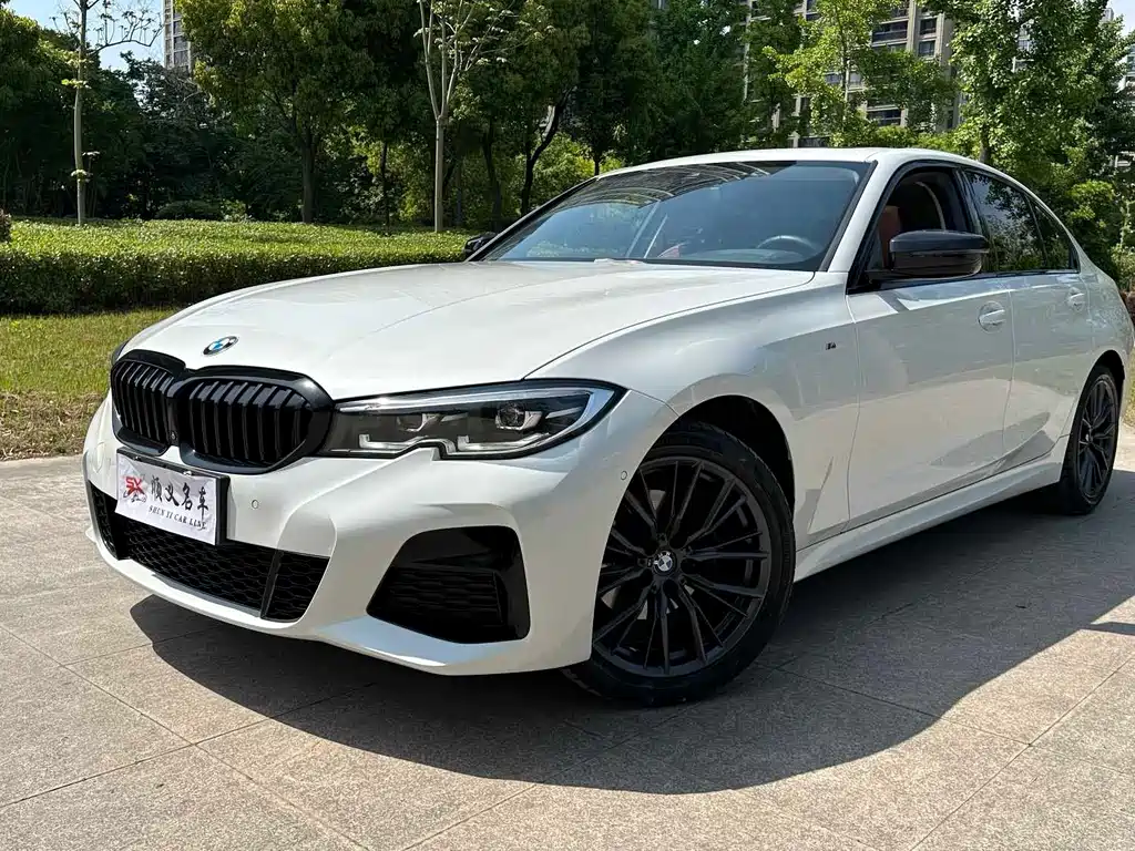 BMW 3 Series 2021