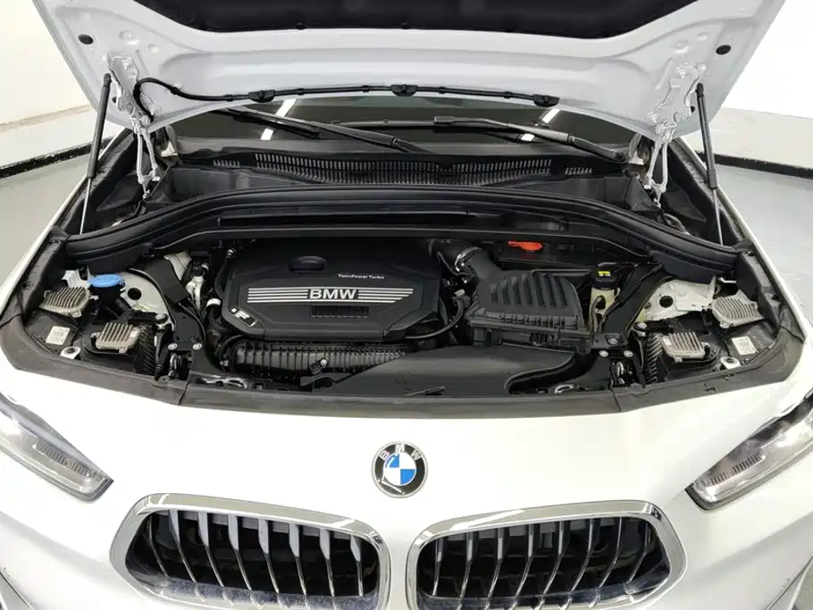 BMW X2 — миниатюра 10
