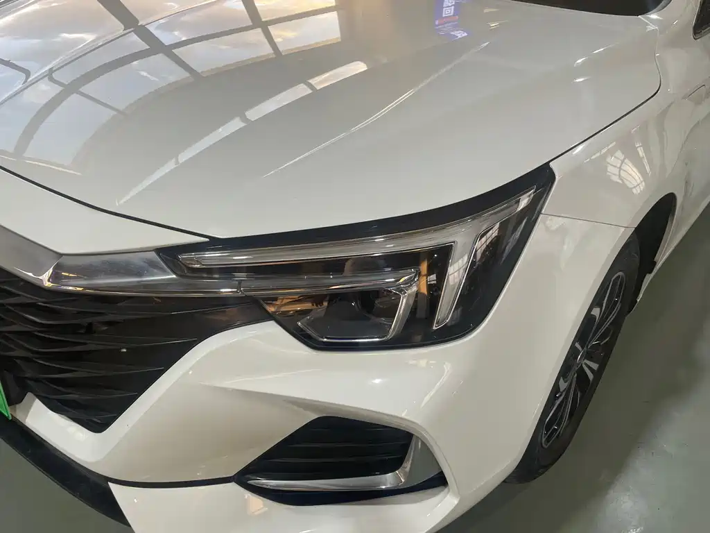 Roewe i6 MAX New Energy — миниатюра 18