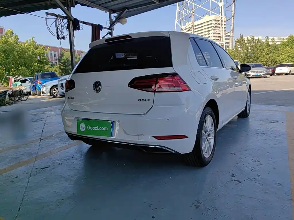 Volkswagen Golf — миниатюра 7
