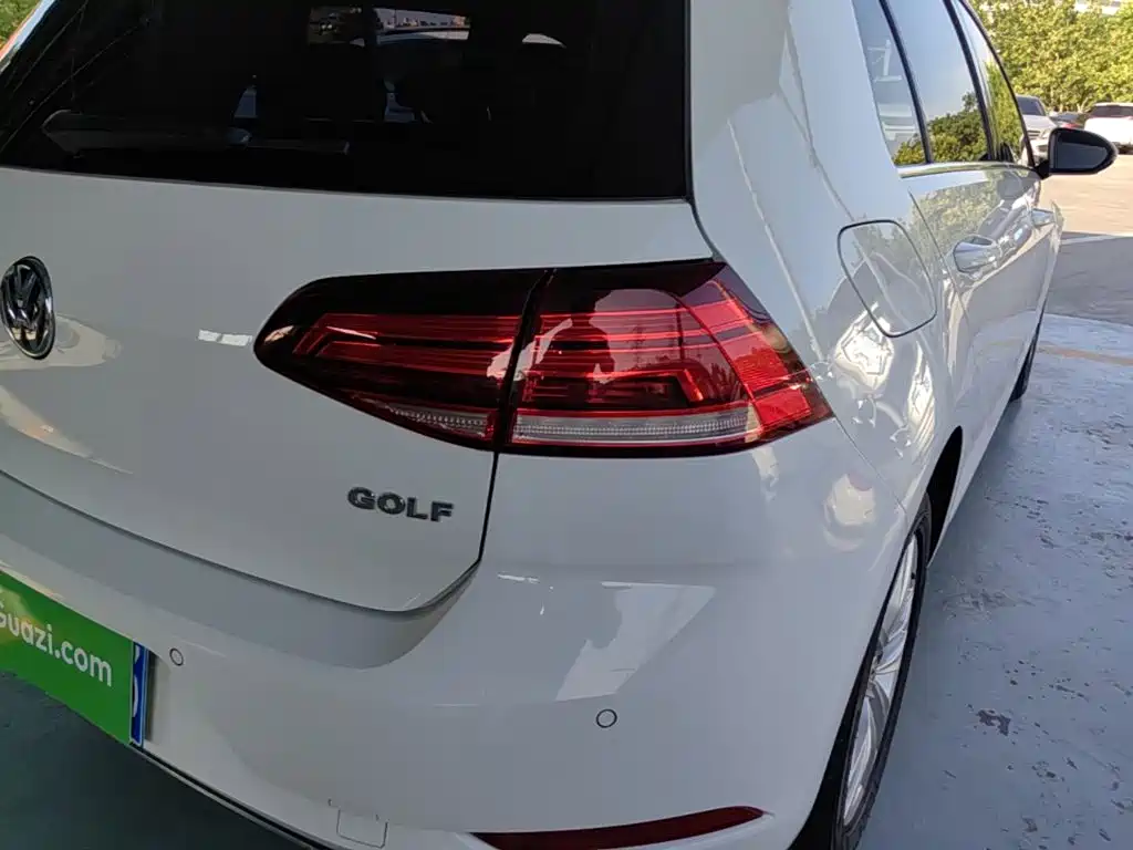 Volkswagen Golf — миниатюра 8