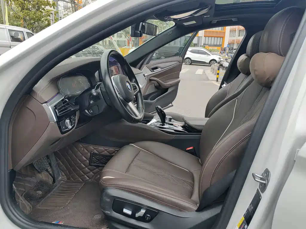 BMW 5 SERIES NEW ENERGY