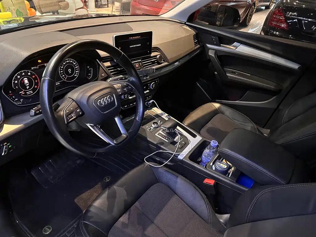 Audi Q5L — миниатюра 8