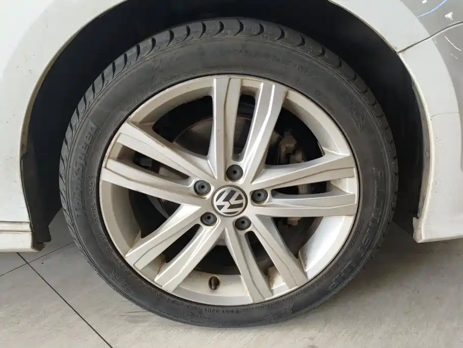 Volkswagen Sagitar — миниатюра 6