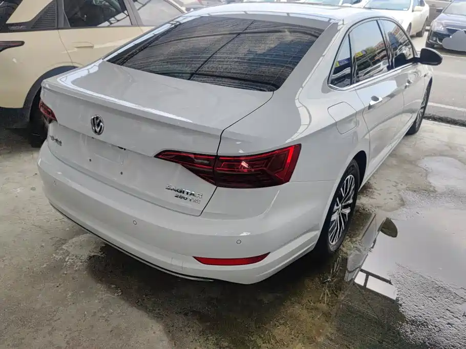 Volkswagen Sagitar — миниатюра 3
