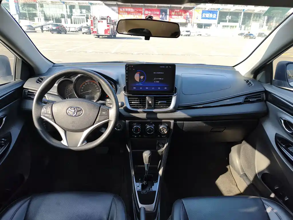 TOYOTA YARIS L ZHIXUAN