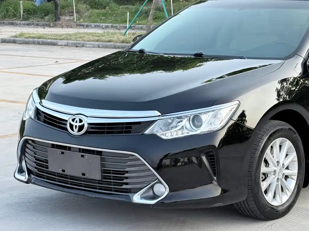 Toyota Camry — миниатюра 15