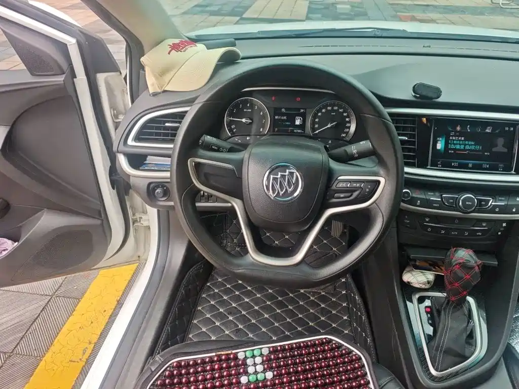 Buick Excelle — миниатюра 3