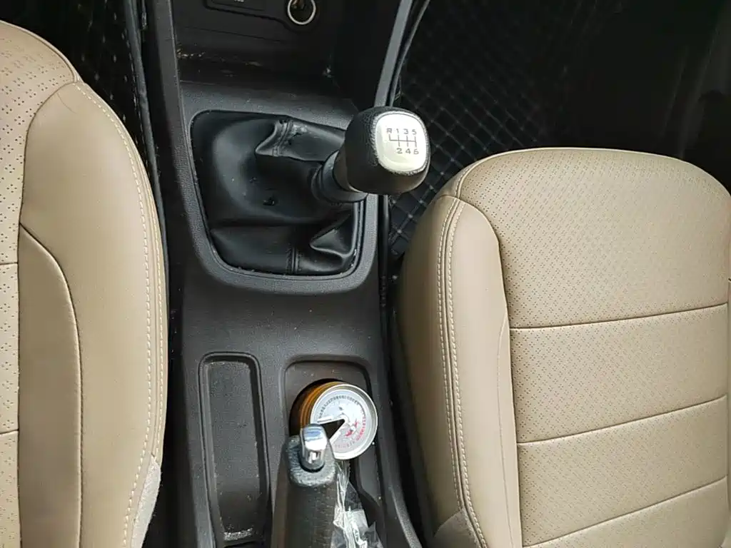 Wuling Hongguang — миниатюра 14