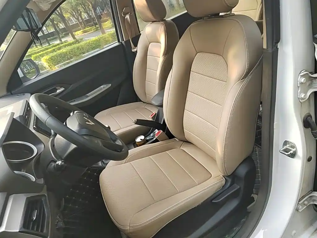 Wuling Hongguang — миниатюра 15