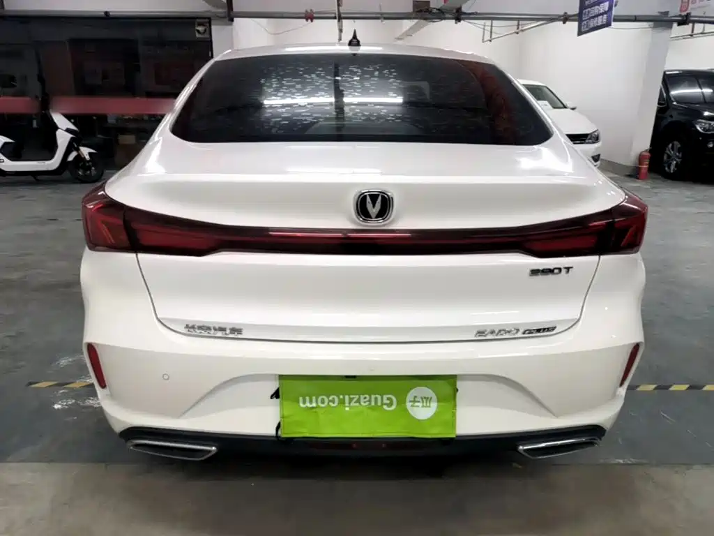 Changan Eado — миниатюра 6