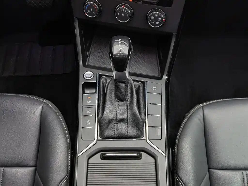 Volkswagen Passat — миниатюра 13