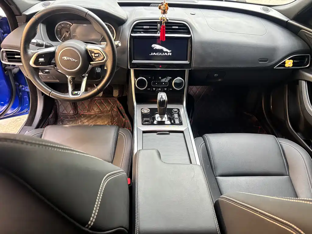 Jaguar XEL — миниатюра 10