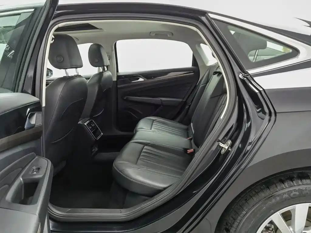 Volkswagen Passat — миниатюра 15