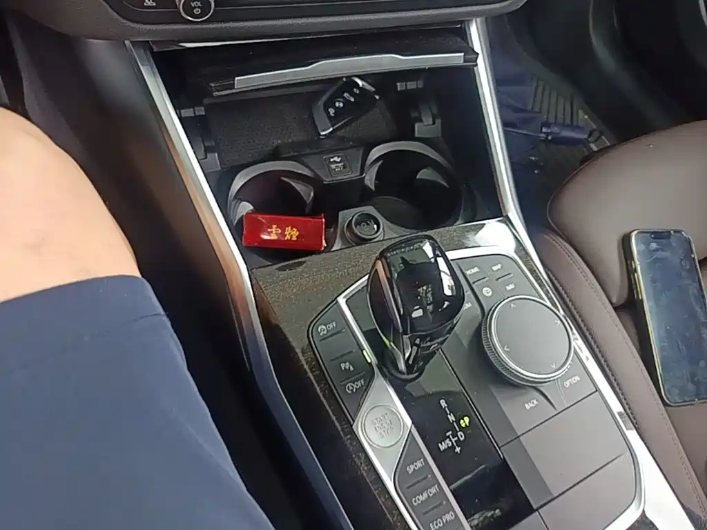 BMW 3 Series — миниатюра 21