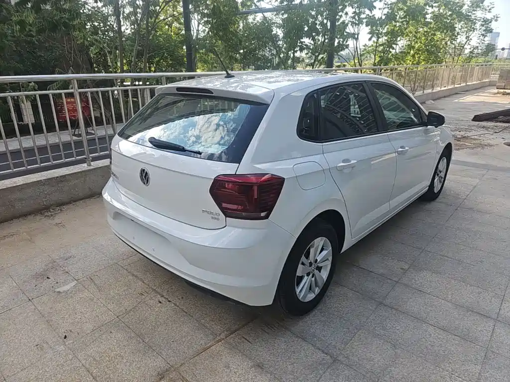 Volkswagen Polo — миниатюра 7