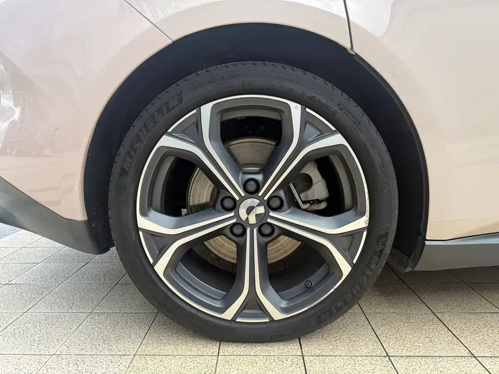 NIO ET5 — миниатюра 12