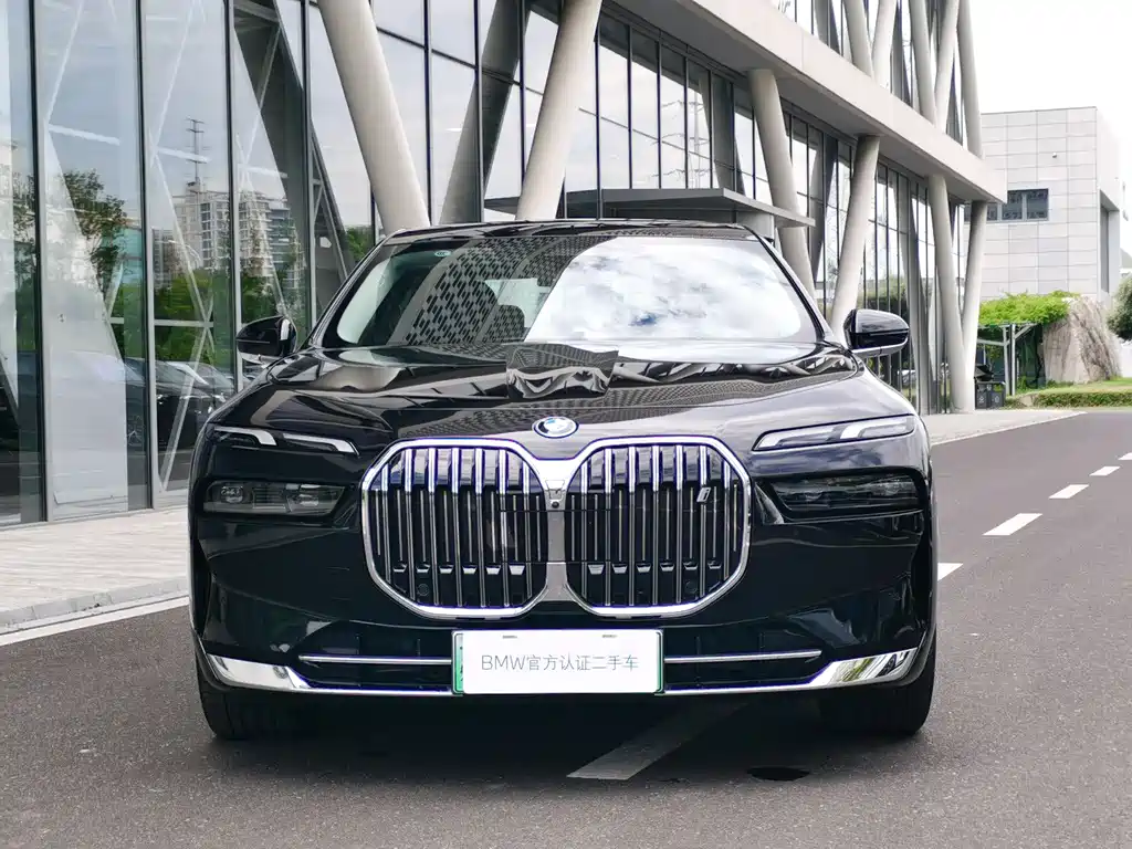BMW i7 2023 eDrive50L Lead Luxury