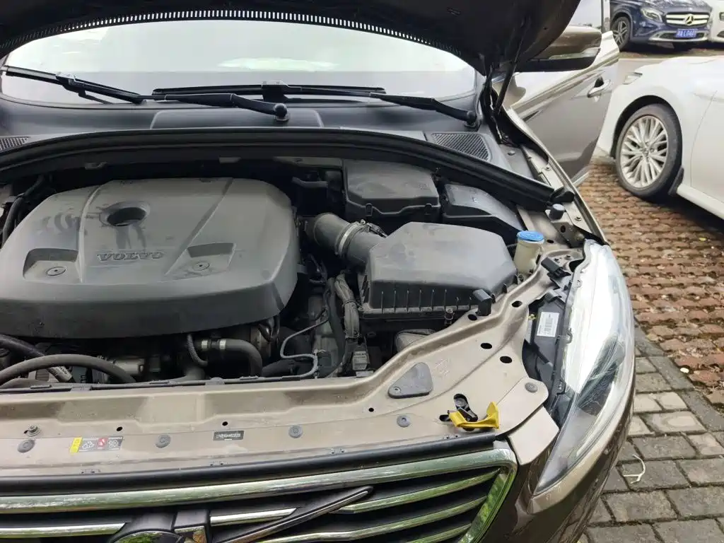 Volvo XC60 — миниатюра 22