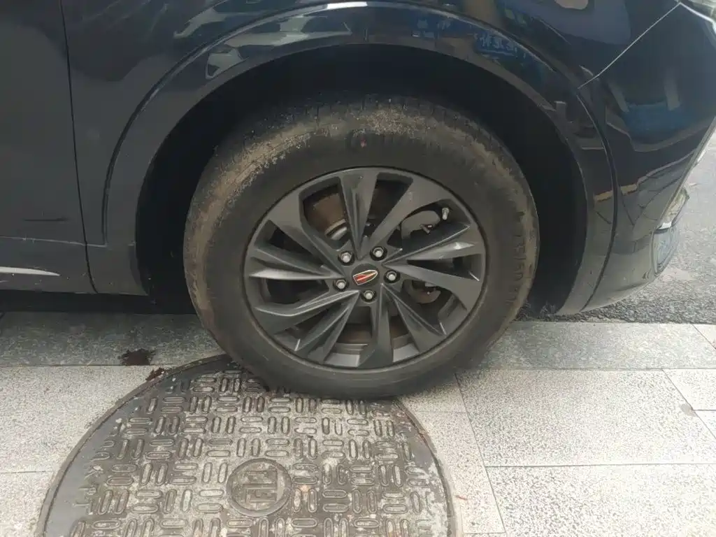Hongqi Hongqi HS5 — миниатюра 24