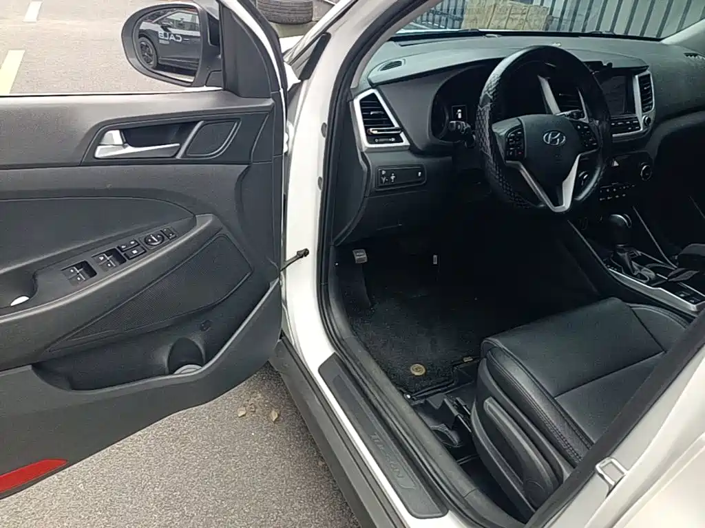 Hyundai Tucson — миниатюра 21