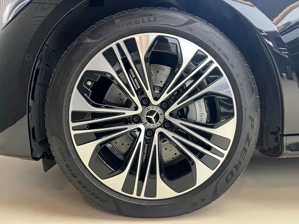 Mercedes-Benz E-Class New Energy — миниатюра 8