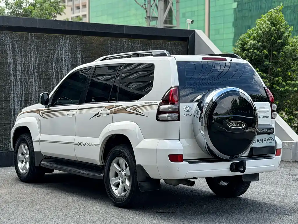 Toyota Prado — миниатюра 8