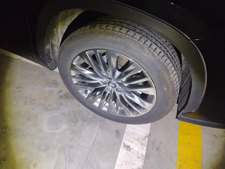 Toyota Highlander — миниатюра 6