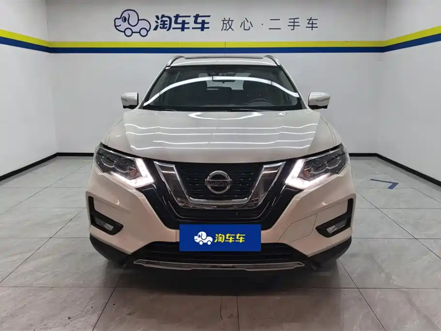 NISSAN QIJUN