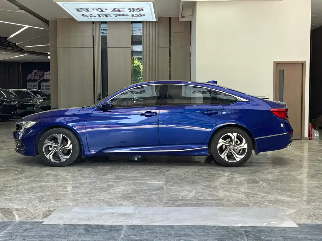 Honda Accord 2018 260TURBO Flagship V