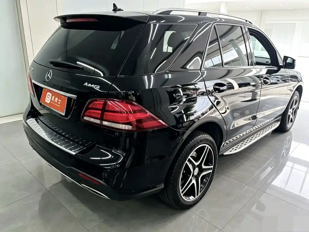 Mercedes-Benz GLE (Import) — миниатюра 3