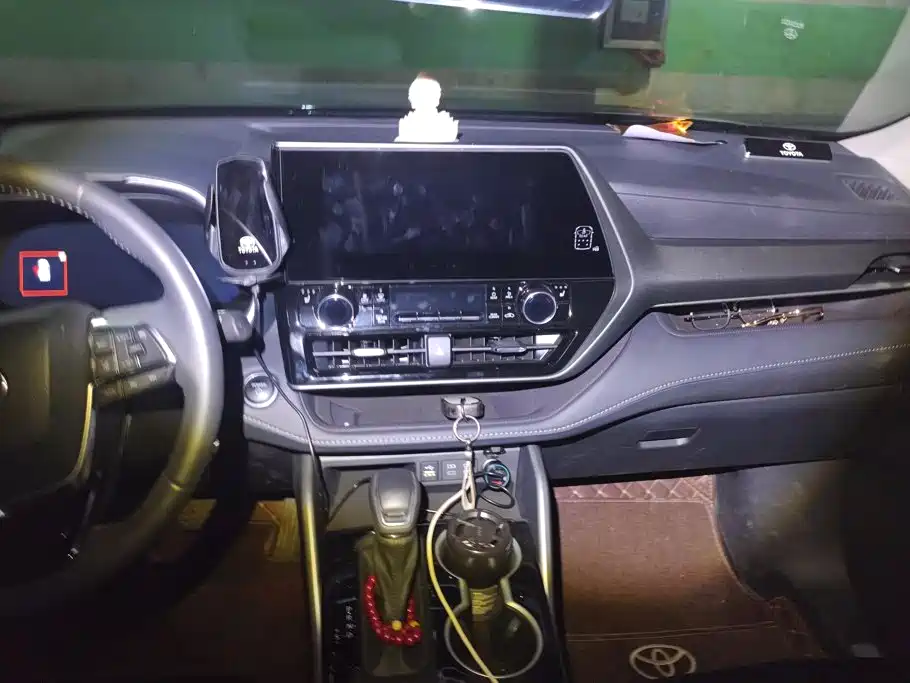 Toyota Highlander — миниатюра 13