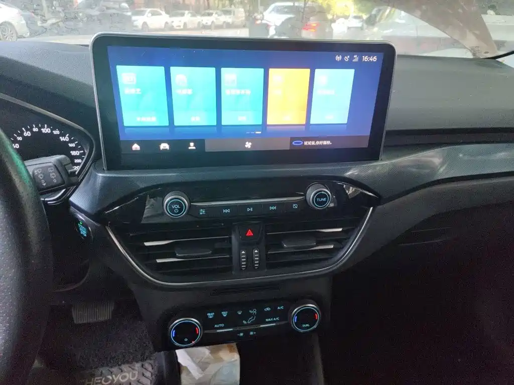 Ford Focus Active — миниатюра 9
