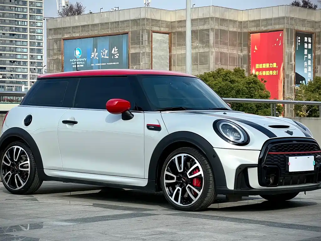 Mini Mini JCW 2022